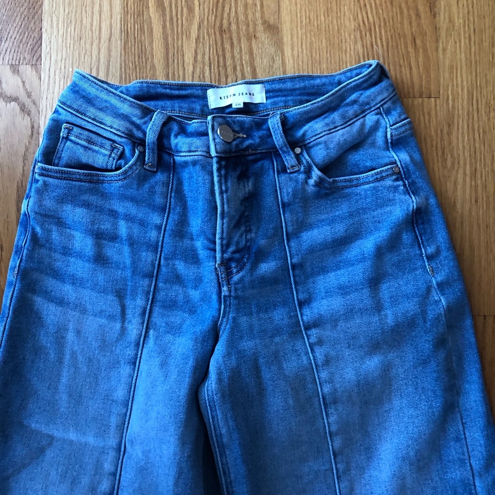 The Layla slit front midrise crop jeans by Risen - Picture 6 of 8